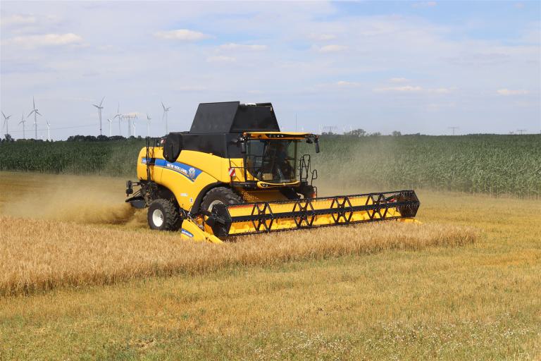 Mähdrescher NH CX 8.85 